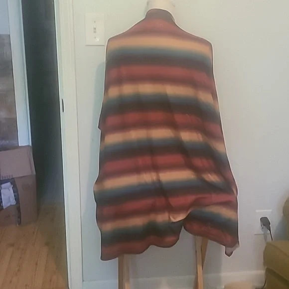 Shaw - Picture 2 of 2